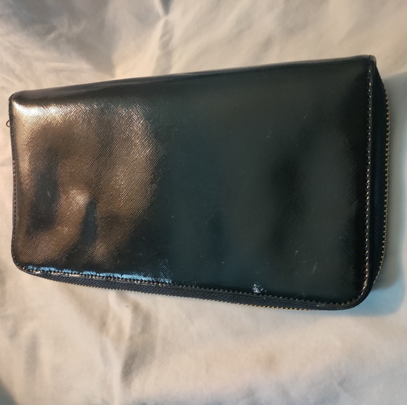 Tory Burch blue patent leather Continental wallet - Picture 8 of 8